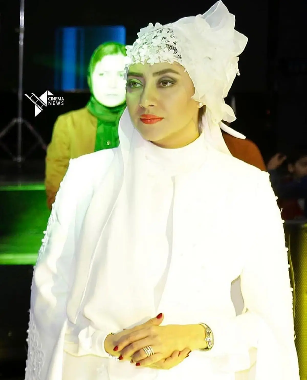 گریم خاص بهاره کیان افشار در فیلم بی وزنی + عکس