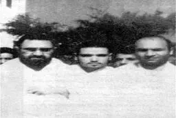 عکس یادگاری شریعتی و مطهری در حج