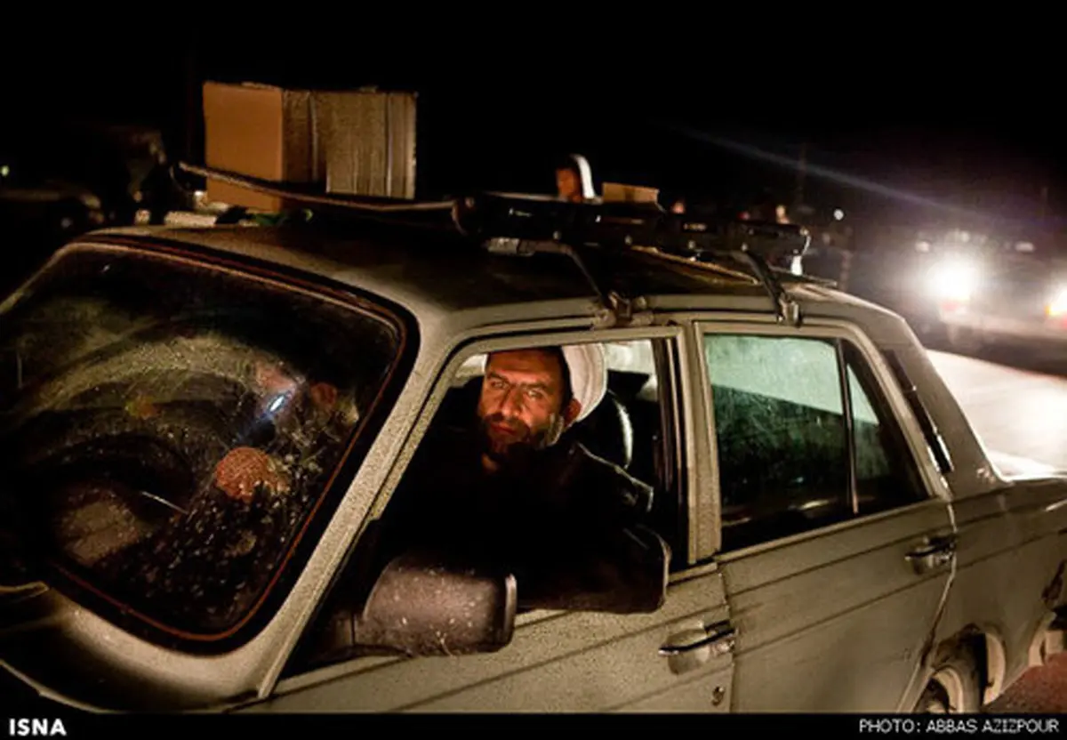 مسافران کربلا در مرز مهران /عکس