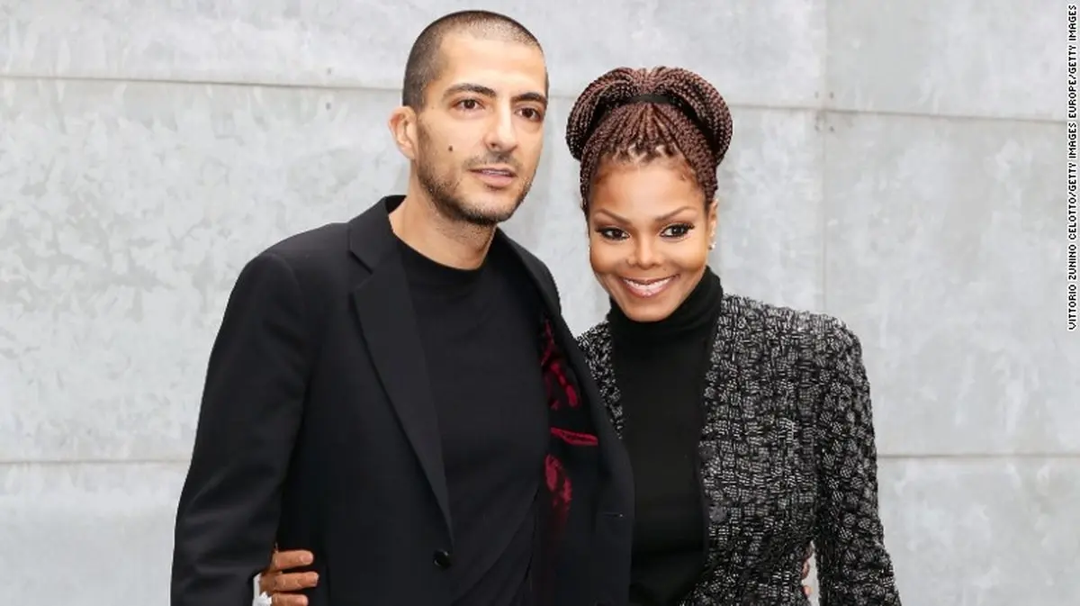 خواهر مایکل جکسون در 50 سالگی بچه دار شد (+عکس)