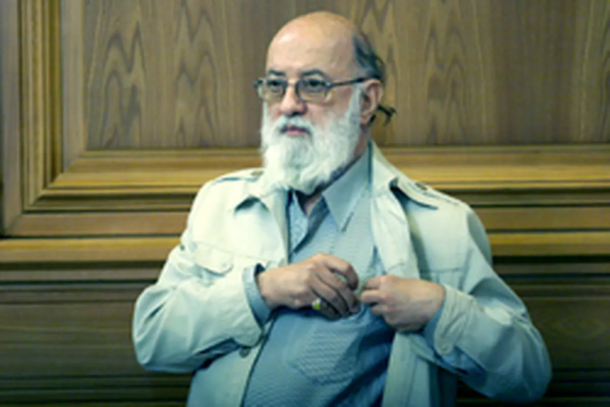 مهدی چمران: معنی این حرف پایداری را که «دو لیست باشیم، باز هم متحدیم» نمی‌دانم/ بدون توجه به این حرف‌ها کار خودمان را انجام می‌دهیم و لیست را اعلام می‌کنیم/ لیست اصلی، فهرست شورای ائتلاف خواهد بود/ هیچ‌گاه پایداری را تخریب نکردیم