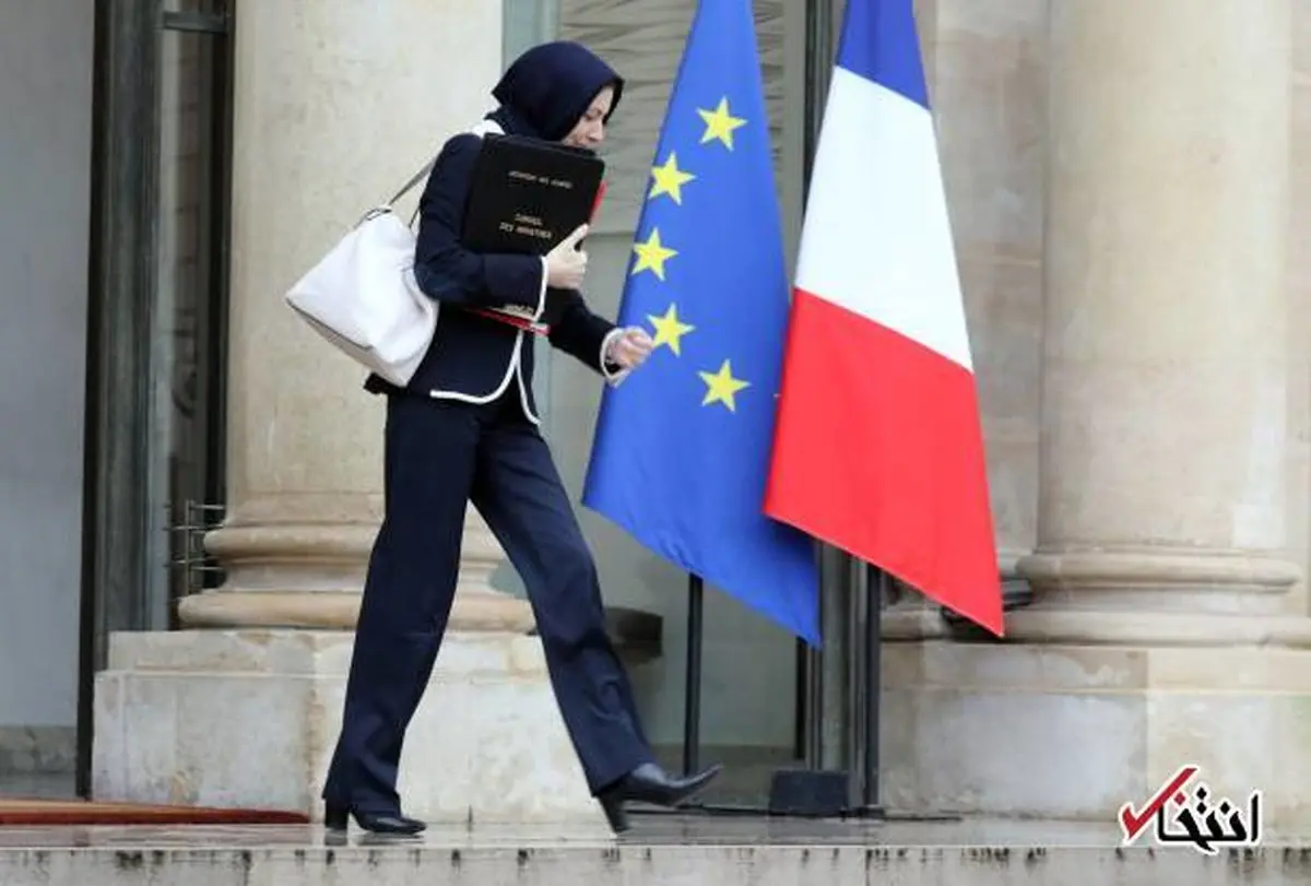 حجاب وزیر دفاع فرانسه هنگام خروج از کاخ الیزه/تصاویر