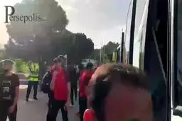 تصاویر حمله به اتوبوس پرسپولیس در اصفهان