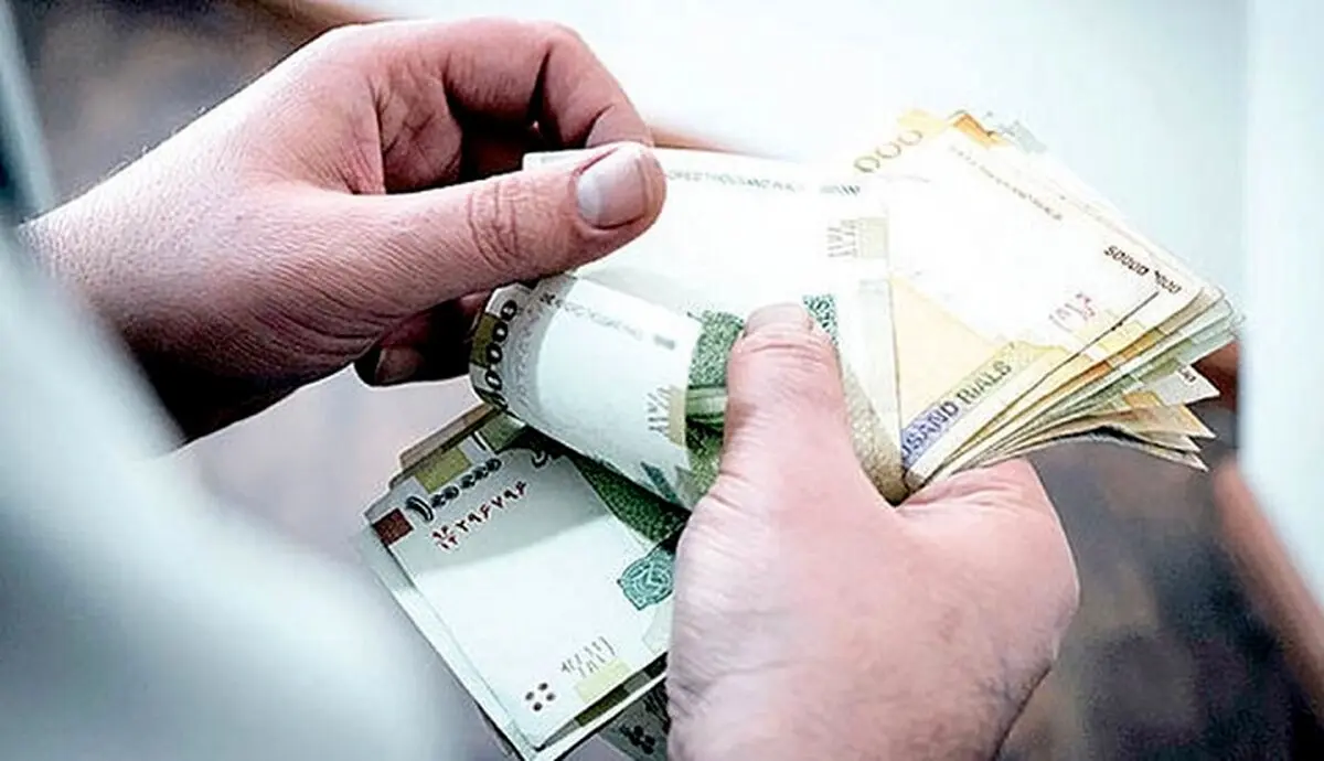 
حقوق کارگران در سال ۱۴۰۱ تعیین شد | تعیین حداقل بر اساس تورم
