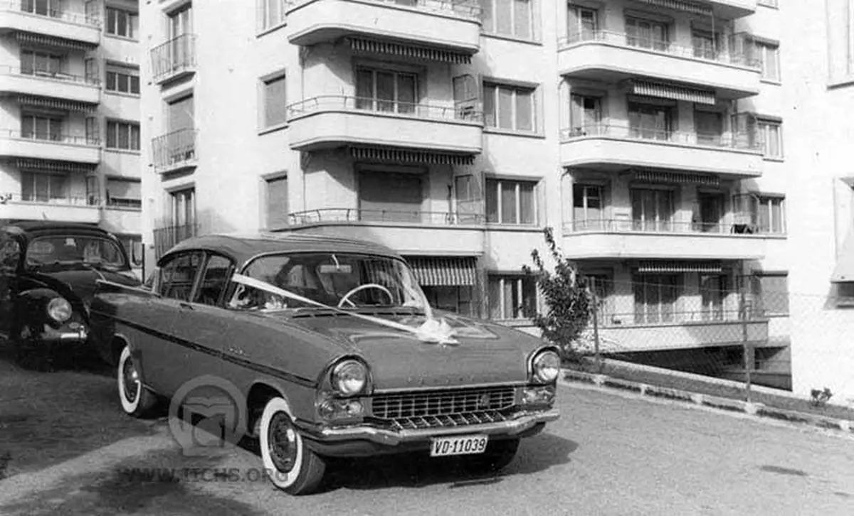 ماشین عروس در دهه 70 میلادی /عکس