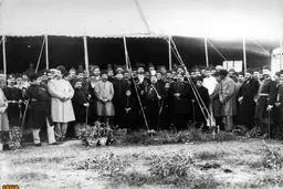 محمدعلی شاه چند روز قبل از به توپ بستن مجلس/ عکس