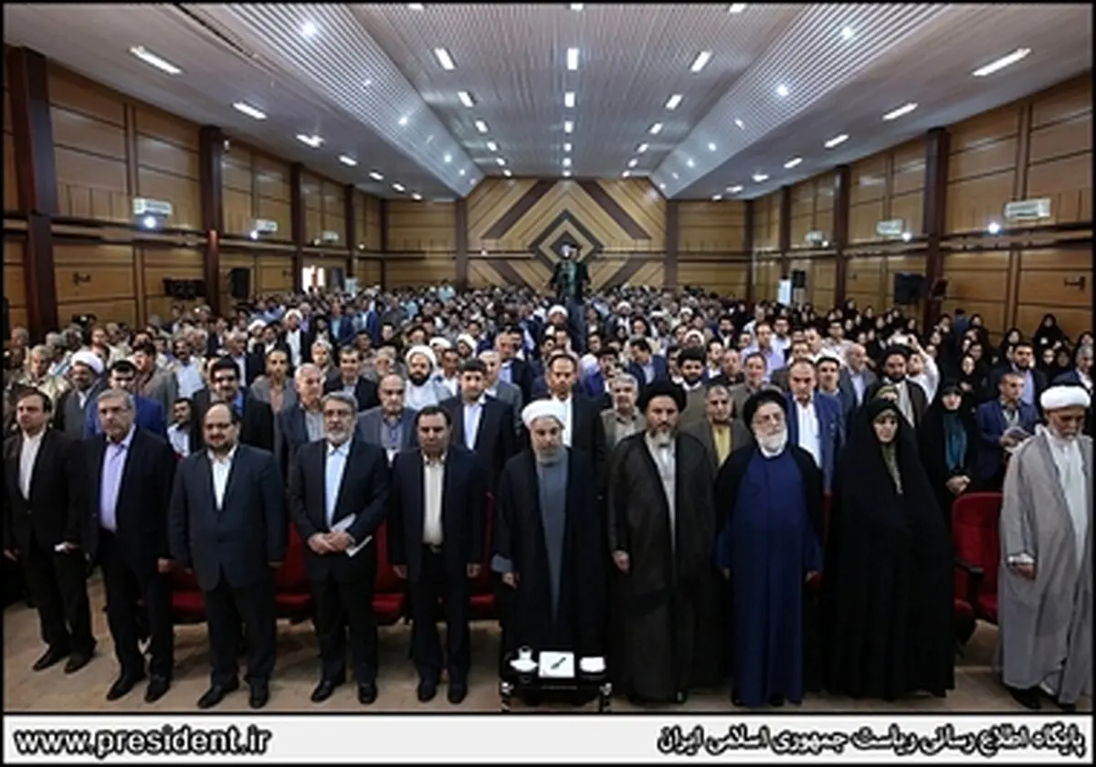 دیدار روحانی با مردم استان کهگیلویه و بویر احمد/تصاویر