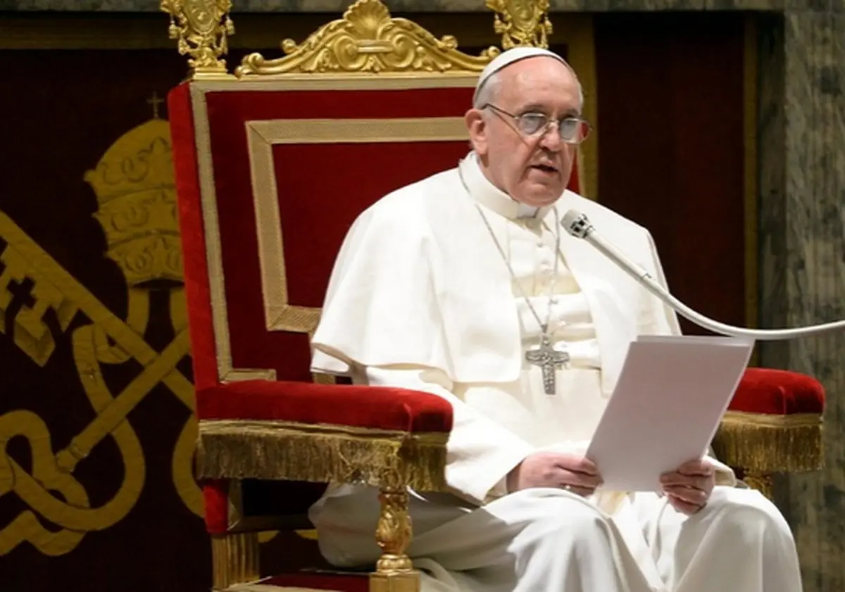 رهبری که تبلتش 30 هزار دلار فروش رفت+عکس