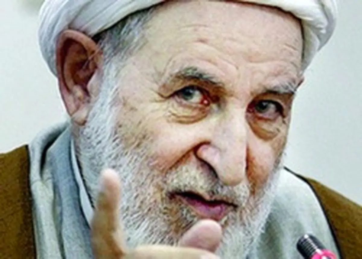 ادامه انتقادهای تند آیت الله یزدی به اشرافی گری!
