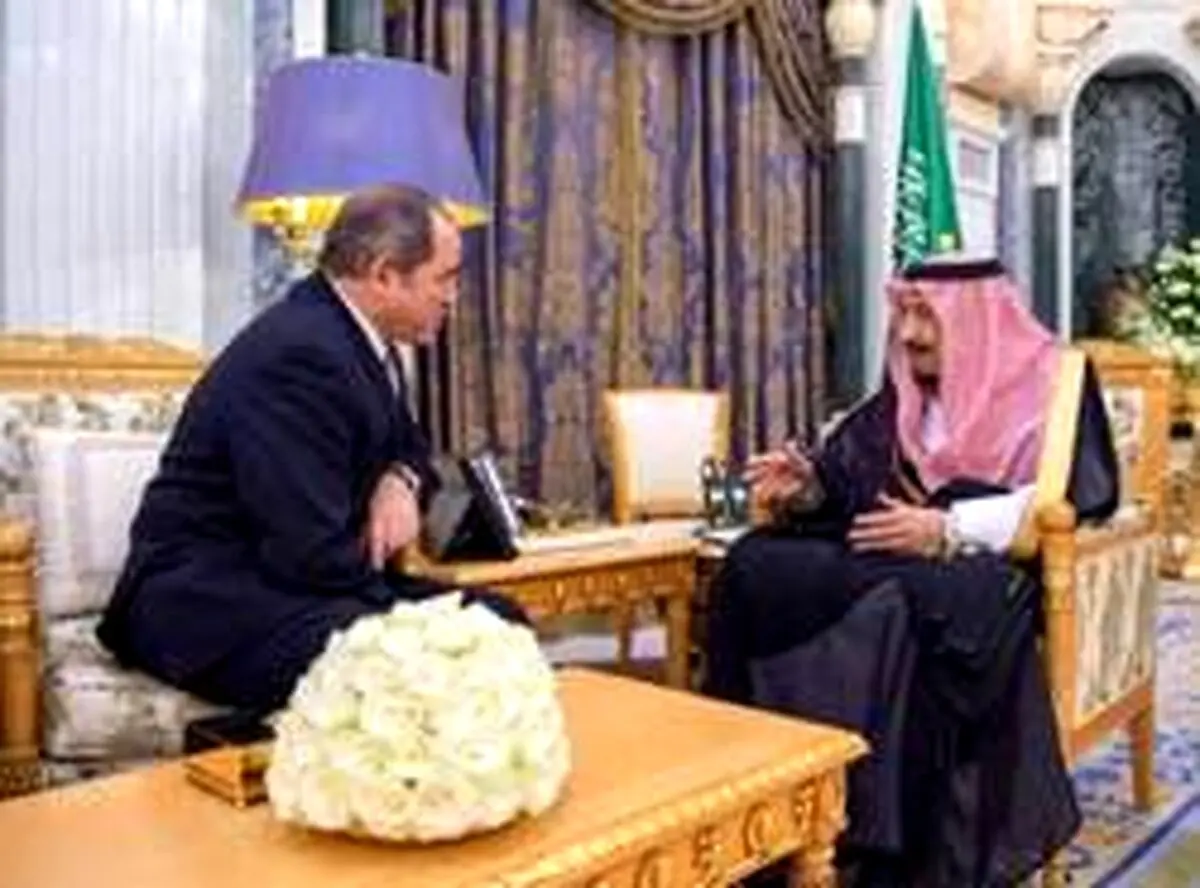 ديدار وزیر خارجه الجزایر با پادشاه عربستان
