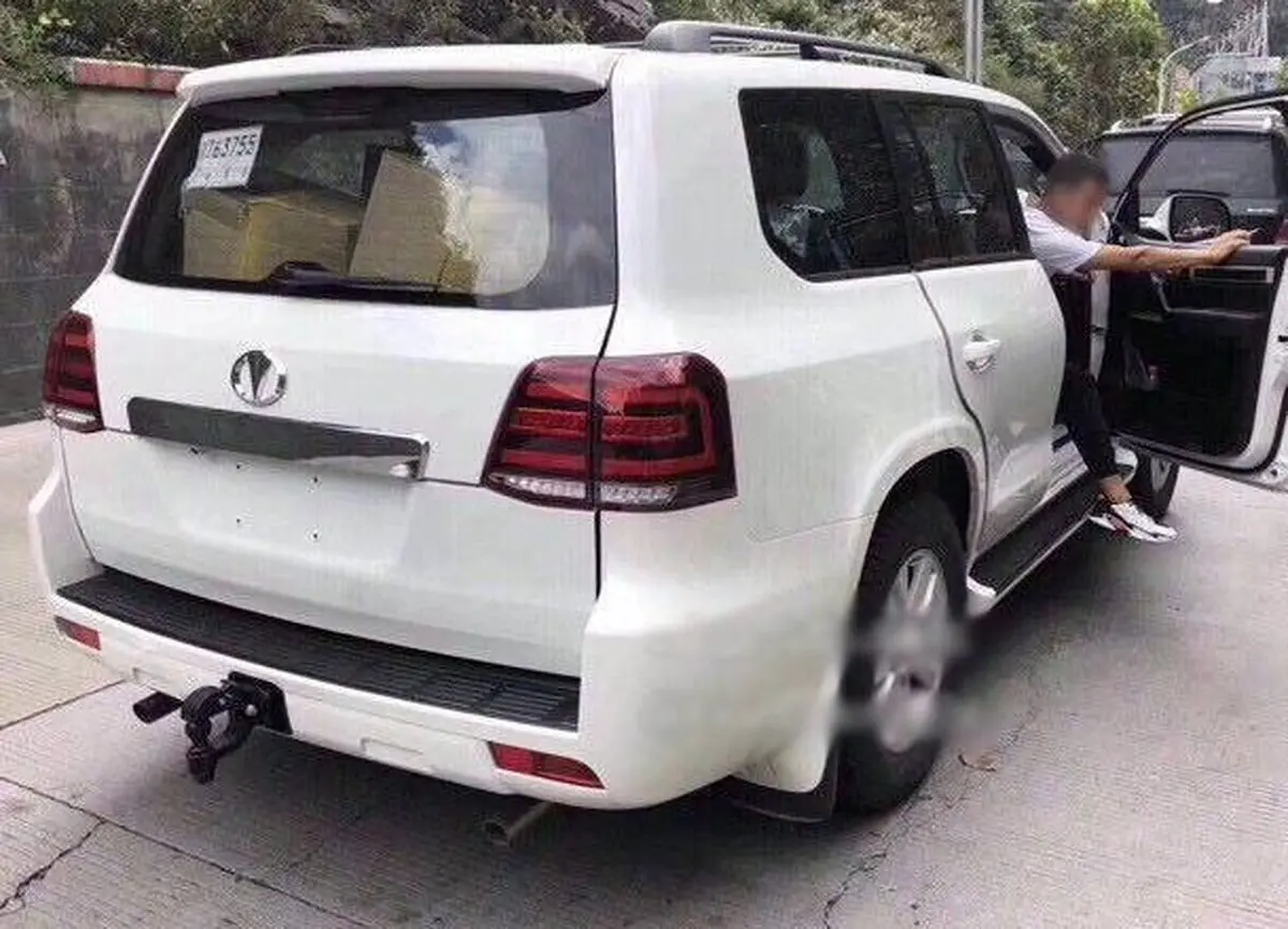 کُپی چینی لندکروز ! / عکس