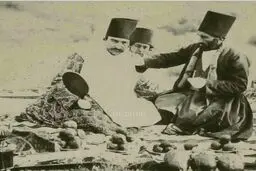 آرایشگر مخصوص ناصرالدین شاه/عکس