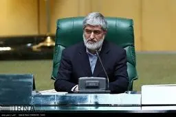 تکیه مطهری بر صندلی ریاست مجلس/ عکس