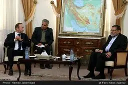 دیدار وزیر خارجه دانمارک با دبیر شورای عالی امنیت ملی/ عکس