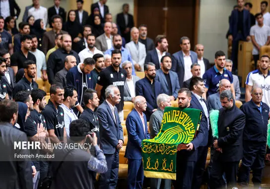 تجلیل از قهرمانان