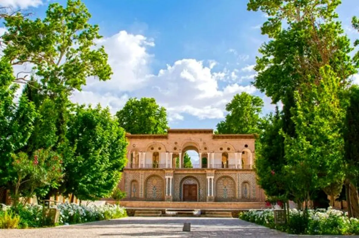 بازی طبیعت با باغ شاهزاده ماهان در طول یک سال
