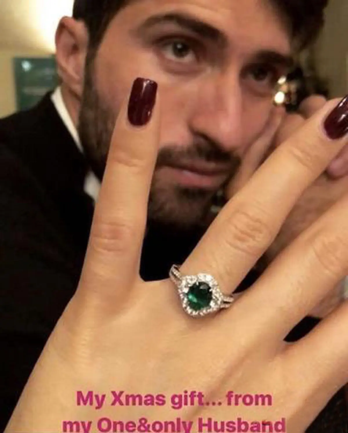 تصویری از حلقه‌ای که فوتبالیست معروف برای نامزد آمریکایی‌اش گرفت