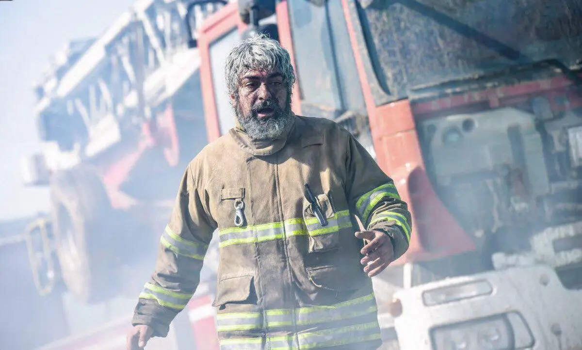 مهدى پاكدل در نقشى متفاوت در نمايى از فيلم سينمايى "چهارراه استانبول" /عکس