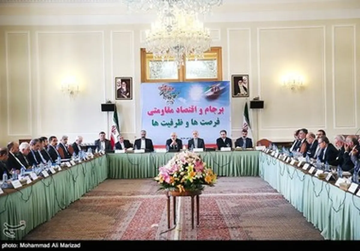 نشست اقتصاد مقاومتی ، فرصت ها و ظرفیت ها/ تصاویر