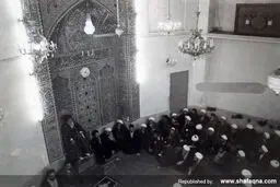 عکسی دیده‌نشده از جلسه درس مرحوم آیت‌الله العظمی خوئی
