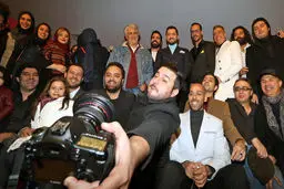 حرکت جالب کیایی هنگام عکس گرفتن/ عکس