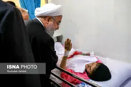 گل هایی که روحانی به زلزله زدگان اهدا کرد /تصاویر