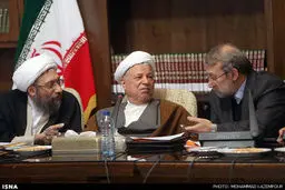 جلسه مجمع تشخیص مصلحت نظام در غیاب روحانی، با حضور احمدی نژاد و به ریاست هاشمی/ تصاویر