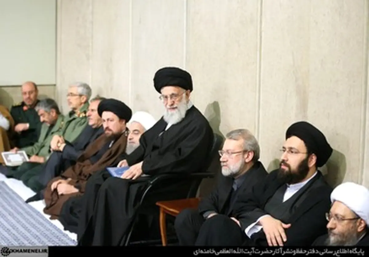 روایت تصویری از مراسم بزرگداشت هاشمی در حضور رهبر انقلاب