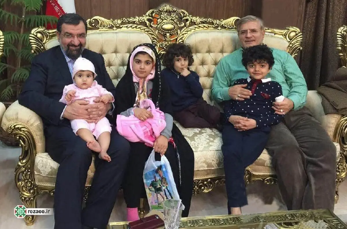 محسن رضایی و نوه‌هایش/ عکس
