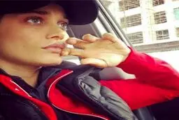 چهره بدون آرایش تینا آخوندتبار به همراه متن بسیار زیبا در صفحه شخصی +عکس