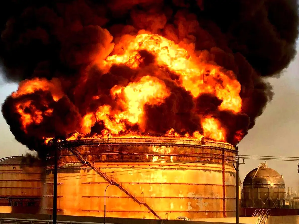 آتش پتروشیمی ماهشهر خاموش شد/ وزیر نفت: پتروشیمی بوعلی‌سینا ظرف ۳ هفته به مدار تولید برمی‌گردد