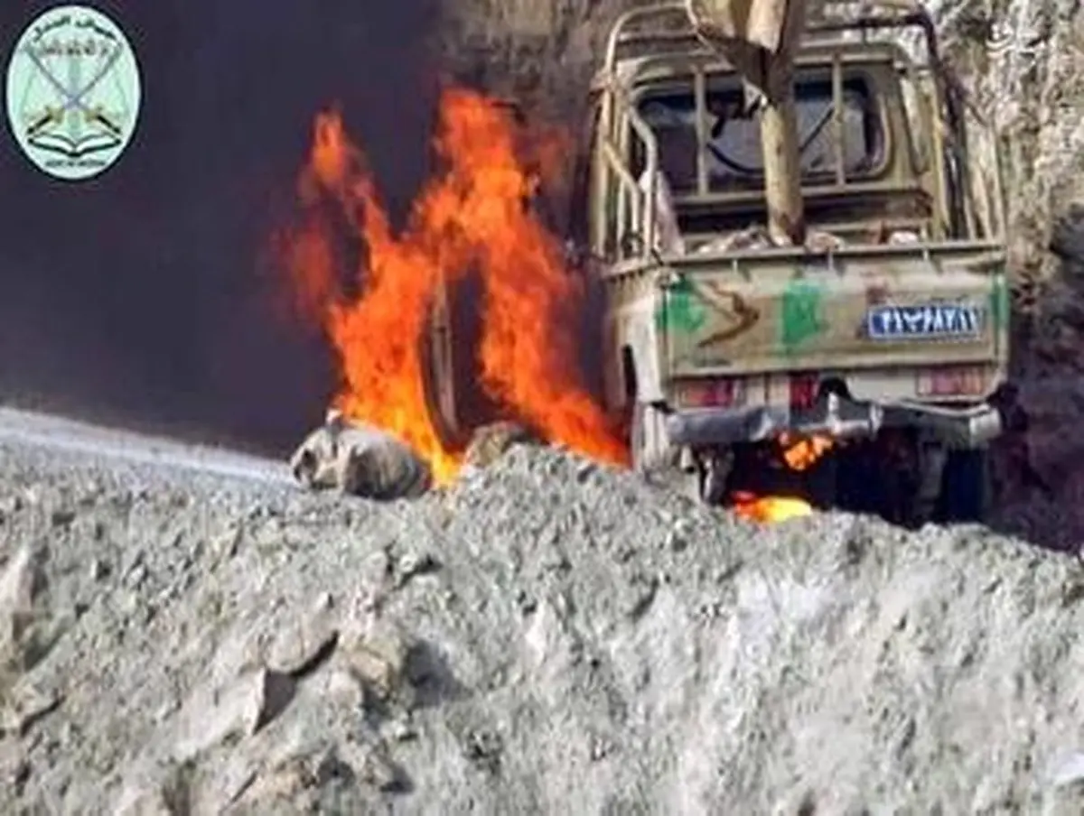 تصاویری از حمله تروریست ها به مرزبانان ایرانی