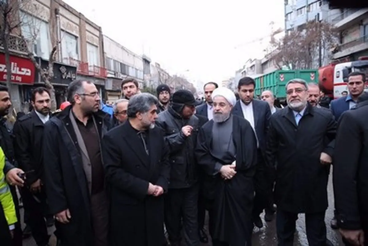 حواشی حضور روحانی از محل حادثه پلاسکو/تصاویر