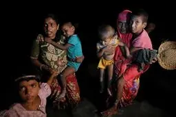 تصاویر تلخ از فرار مردم روهینگیا در دل تاریکی