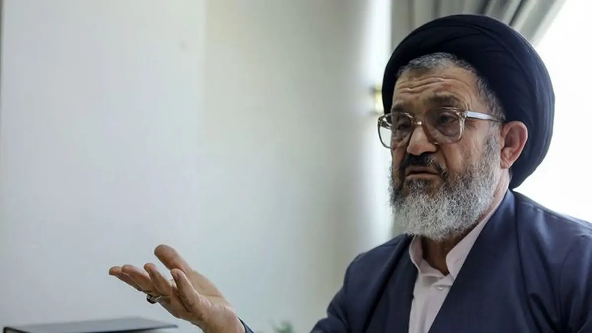 واکنش به فراخوان راهپیمایی علیه دولت روحانی در قم/ رضا اکرمی: برخی بیکارند می‌خواهند ابراز وجود کنند/ صراط مستقیم را طی نمی‌کنند سراغ راه‌های کج‌وکوله و بی‌نتیجه می‌روند/یک ولایتمدار براساس قانون عمل می‌کند