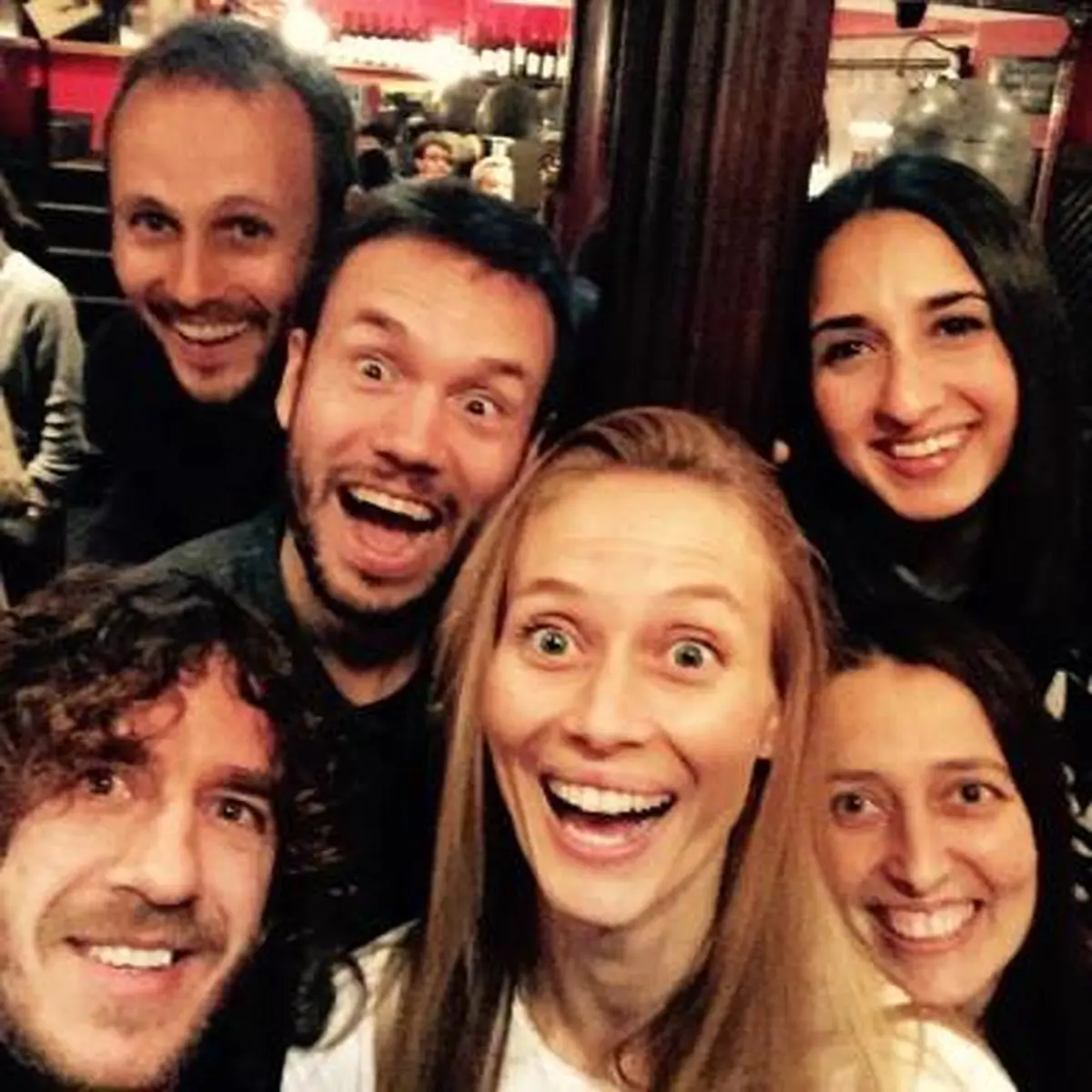 عکس سلفی پویول با خانواده