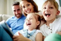 9 راه برای افزایش شادی کودکان