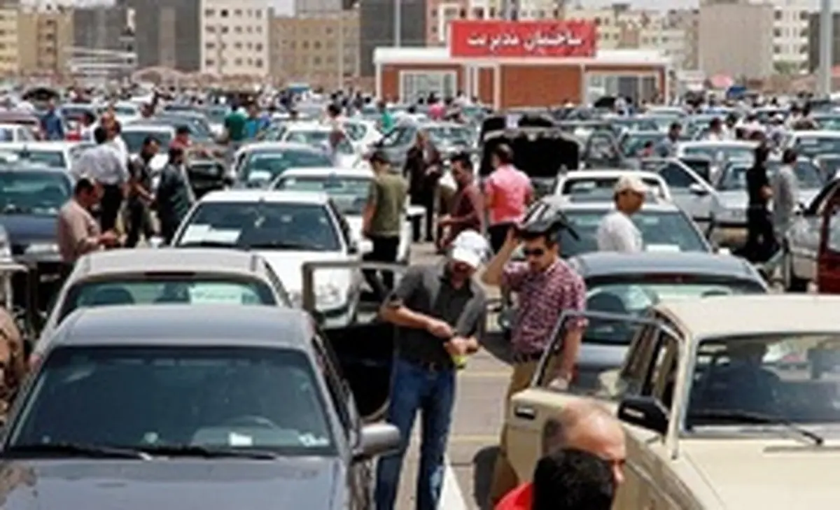 قیمت خودرو در بازار امروز سه‌شنبه ۸ مرداد ۹۸ +جدول