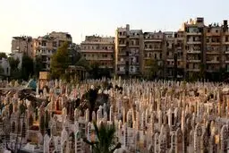 قبرستان پرازدحام شهر حلب/عکس