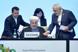 تکیه حسن روحانی بر جایگاه ریاست اجلاس جاکارتا/عکس