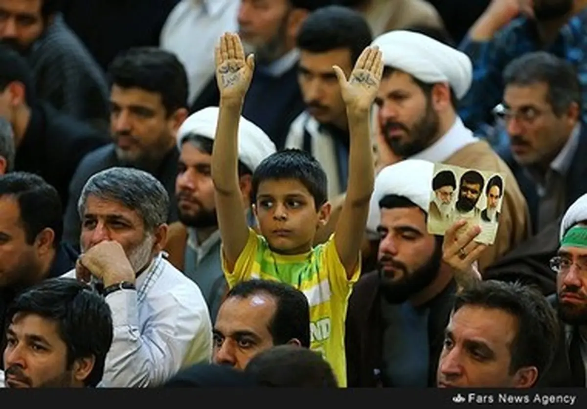 صحن‌های حرم مطهر رضوی در هنگام سخنرانی رهبر انقلاب/تصاویر