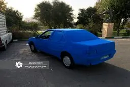 بلایی که یک هوادار استقلالی پیش از دربی سر پژو ۴۰۵ خود آورد/عکس