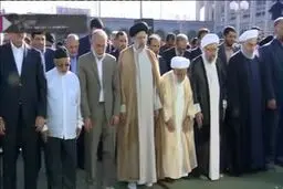 رهبر معظم انقلاب :حکام بحرین و سعودی بفهمند پا در چه باتلاقی میگذارند/ مسائل مردم سیل زده را فراموش نکنید/ باید با جدیت مشکلات مردم سیل زده را پیگیری کرد