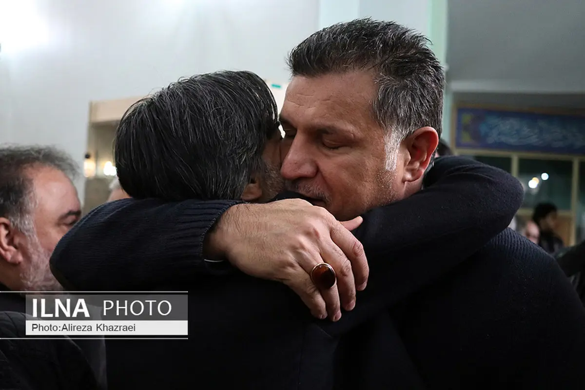 عکس / علی دایی در مراسم ختم پدر فوتبالیست مشهور