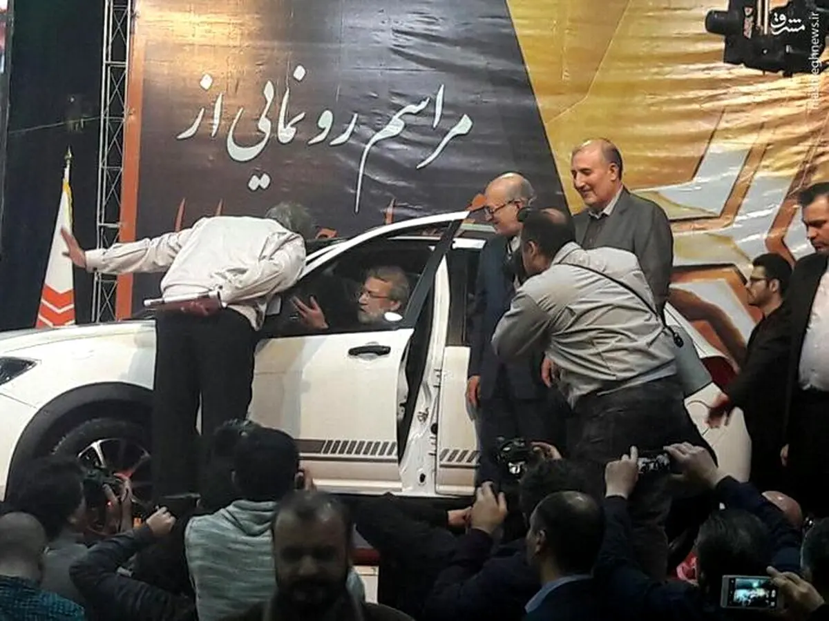 لاریجانی سوار بر خودروی جدید سایپا/عکس