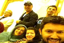 سلفی حامد بهداد با مهتاب کرامتی و حمید فرخ نژاد