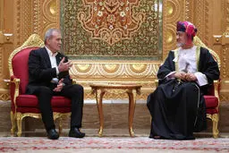 امضای ۱۸ تفاهمنامه بین ایران و عمان