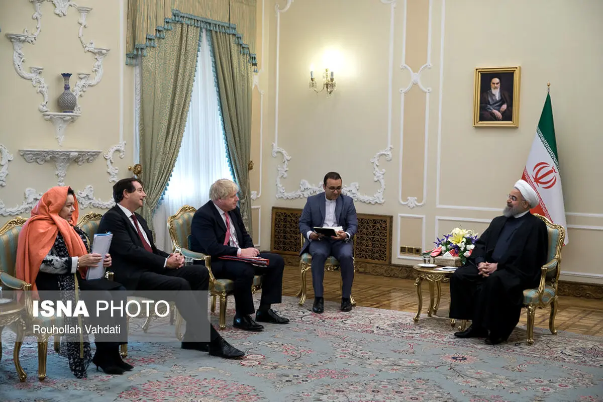 روحانی در دیدار وزیر خارجه انگلستان: تصمیم ترامپ، ریختن بنزین در آتش منطقه بود/ جانسون : مصمم به گسترش همه جانبه مناسبات با تهران هستیم