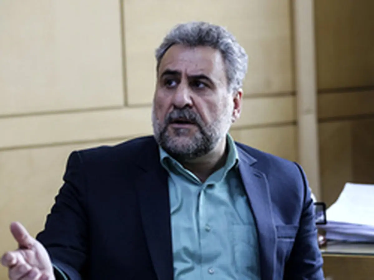 فلاحت‌پیشه: انگلیس در نهایت مجبور است با ایران مذاکره کند / در مواجهه با ترامپ، زمان به سود ایران در حال سپری شدن است