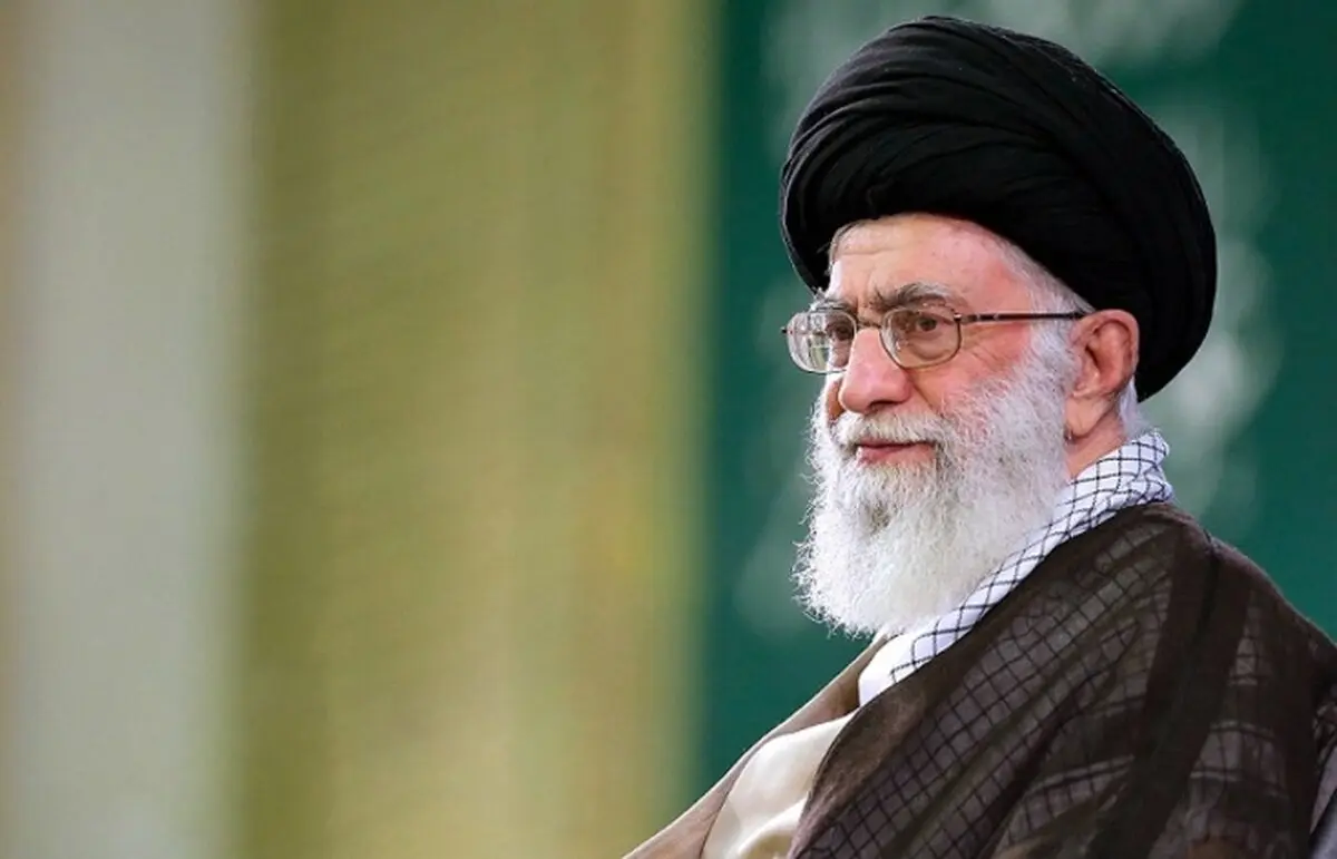 رهبر انقلاب: سپاه با قدرت به فعالیت‌های شایسته خود ادامه دهد